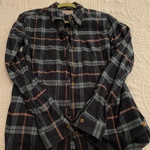 Worn once Carhartt women’s flannel